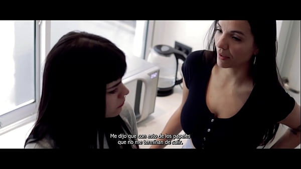 Cielitobebe le da empleo a su vecina venezolana sin papeles a cambio de… (TRAILER) ft. SamiLux