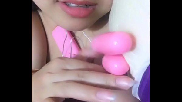 Thảo Bà Bà nổi tiếng Bigo một thời nứng phải mua đồ chơi về sài (1)